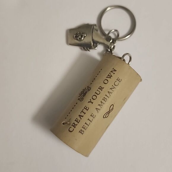 Belle Ambience Wine Cork Keychain - Picture 2 of 3